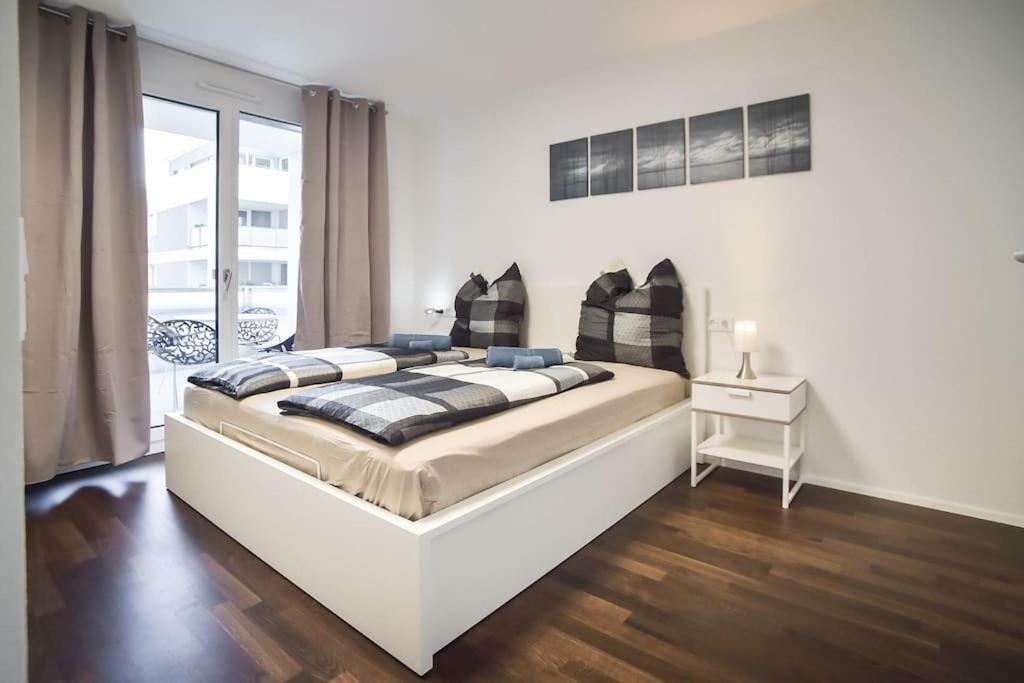 Deluxe Centre/milaneo
